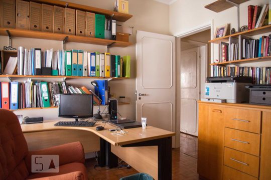 Escritório de apartamento para alugar com 4 quartos, 238m² em Higienópolis, São Paulo
