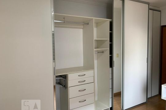Suíte de apartamento para alugar com 3 quartos, 92m² em Centro, Osasco