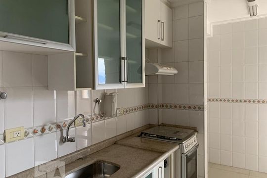 Cozinha de apartamento para alugar com 3 quartos, 92m² em Centro, Osasco