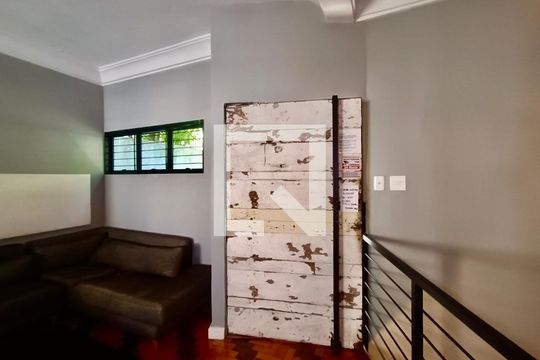 Sala de casa à venda com 8 quartos, 571m² em Copacabana, Rio de Janeiro