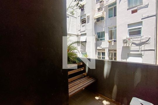 Varanda Suíte 5 de casa à venda com 8 quartos, 571m² em Copacabana, Rio de Janeiro