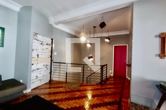 Sala de casa à venda com 8 quartos, 571m² em Copacabana, Rio de Janeiro