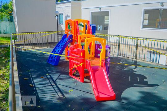 Play Ground de apartamento à venda com 1 quarto, 40m² em Vila Nova, Porto Alegre
