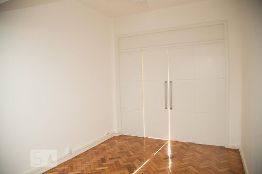 Sala de apartamento à venda com 1 quarto, 40m² em Copacabana, Rio de Janeiro