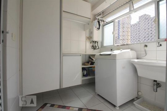 Área de serviço de apartamento à venda com 3 quartos, 113m² em Vila Andrade, São Paulo