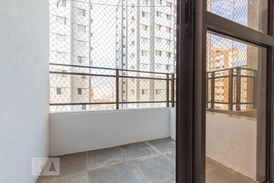 Sacada de apartamento à venda com 2 quartos, 79m² em Bosque, Campinas