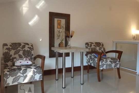 Sótão (3º andar) de casa de condomínio para alugar com 3 quartos, 160m² em Pechincha, Rio de Janeiro