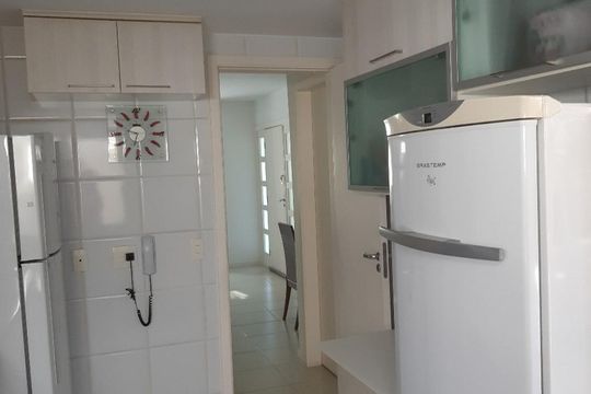 Cozinha (1º andar) de casa de condomínio para alugar com 3 quartos, 160m² em Pechincha, Rio de Janeiro