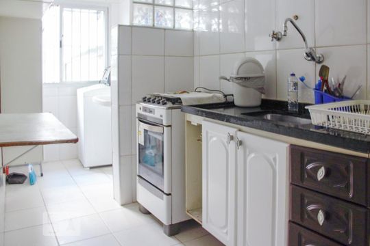 Cozinha de apartamento para alugar com 1 quarto, 51m² em Vila Buarque, São Paulo