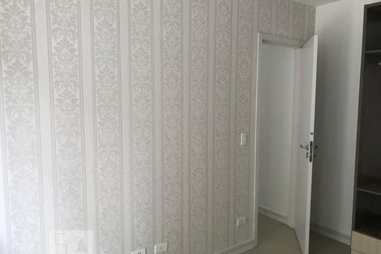 Quarto de apartamento para alugar com 1 quarto, 35m² em Alto da Rua Xv, Curitiba