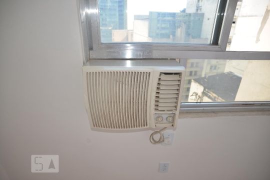 Sala de apartamento à venda com 1 quarto, 24m² em Centro, Rio de Janeiro
