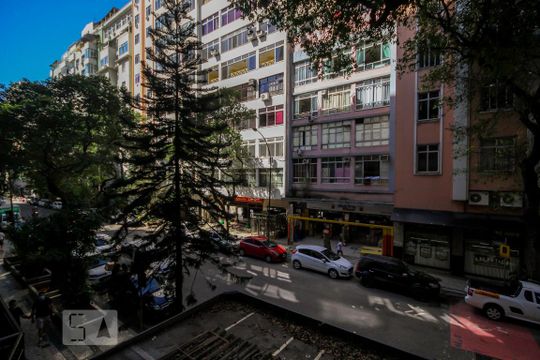 Vista da Sala de apartamento à venda com 1 quarto, 54m² em Copacabana, Rio de Janeiro