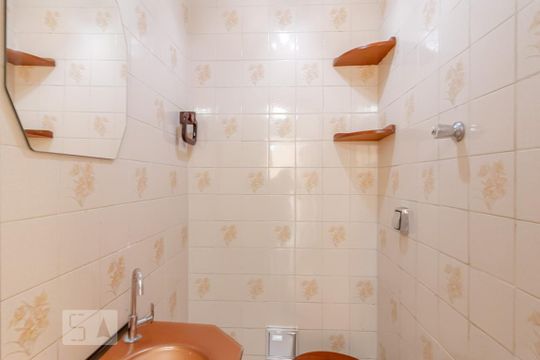 Lavabo de casa à venda com 3 quartos, 210m² em Bosque da Saúde, São Paulo