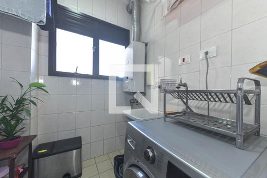Lavanderia de apartamento à venda com 3 quartos, 76m² em Vila Gumercindo, São Paulo