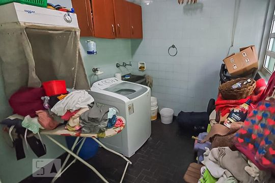 Área de Serviço de casa à venda com 4 quartos, 170m² em Jardim Bonfiglioli, São Paulo