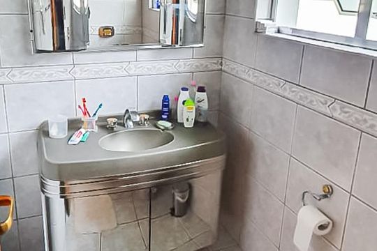Banheiro de casa à venda com 4 quartos, 170m² em Jardim Bonfiglioli, São Paulo