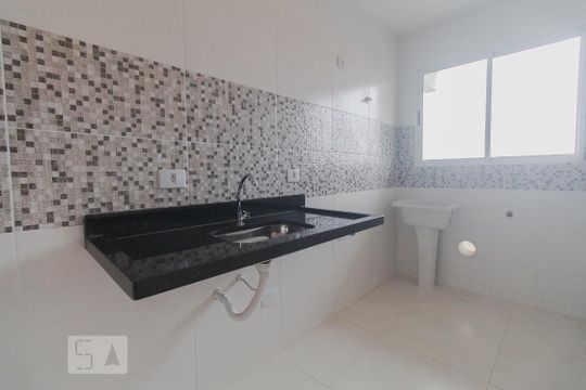 Cozinha de apartamento para alugar com 1 quarto, 33m² em Vila Prudente, São Paulo