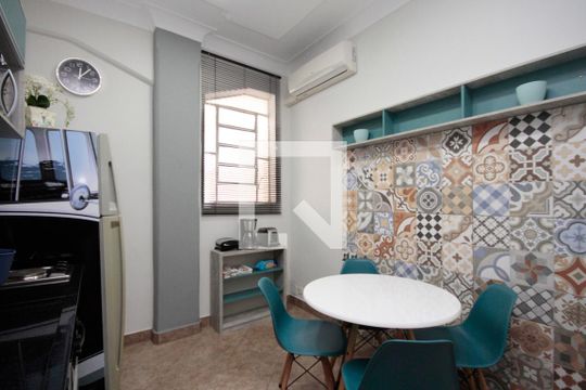 Cozinha de apartamento à venda com 2 quartos, 90m² em Centro, São Paulo