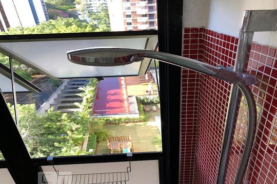 Banheiro de apartamento à venda com 1 quarto, 70m² em Vila Suzana, São Paulo