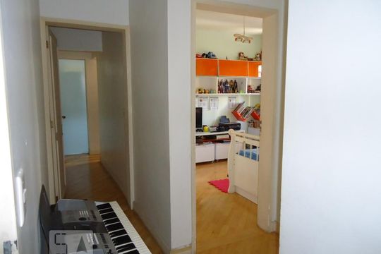 Corredor de apartamento à venda com 3 quartos, 105m² em Vila Andrade, São Paulo