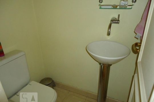 Banheiro de apartamento à venda com 3 quartos, 105m² em Vila Andrade, São Paulo