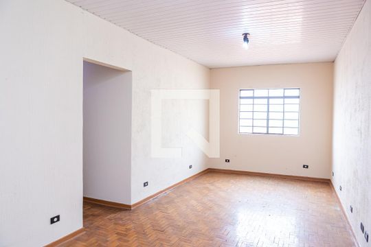 Apartamento para alugar com 2 quartos, 70m² em Vila Talarico, São Paulo