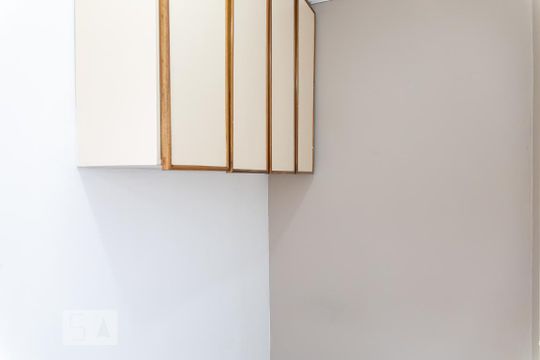 Quarto de Serviço de apartamento para alugar com 2 quartos, 78m² em Bela Vista, São Paulo