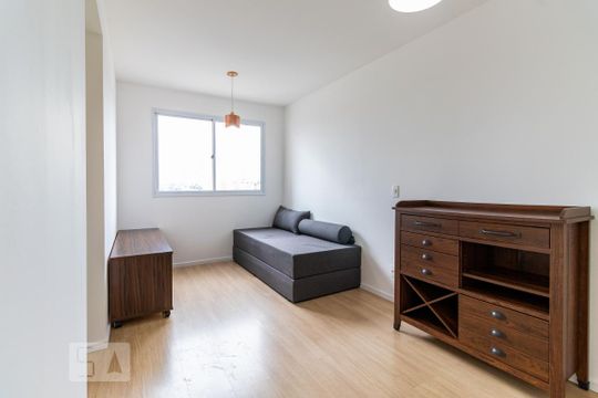 Sala de apartamento para alugar com 2 quartos, 48m² em Jardim Prudência, São Paulo