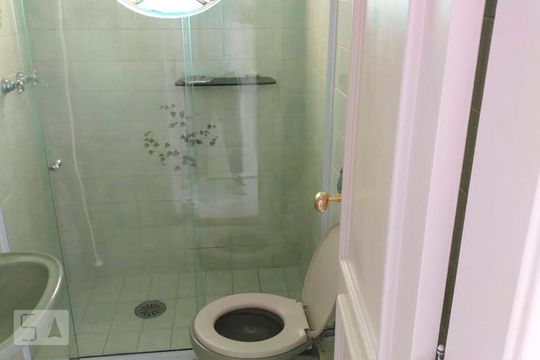 Banheiro Quarto 1 - Suite de casa à venda com 3 quartos, 250m² em Vila Euthalia, São Paulo