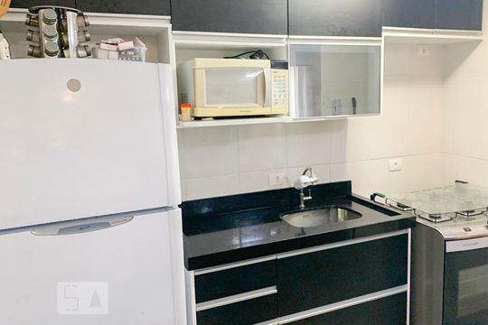 Cozinha de apartamento à venda com 1 quarto, 49m² em Vila Celeste, São Paulo