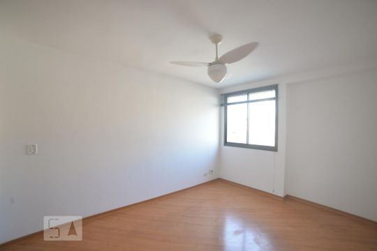 Sala de apartamento à venda com 1 quarto, 33m² em Aclimação, São Paulo