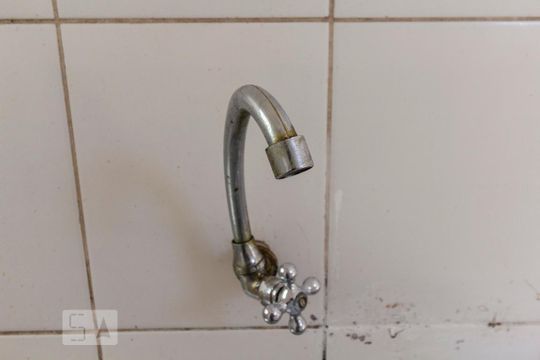 Cozinha de casa para alugar com 1 quarto, 25m² em Vila Guarani (z Sul), São Paulo