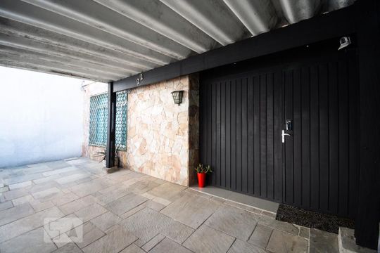 Garagem de casa à venda com 7 quartos, 300m² em Pinheiros, São Paulo
