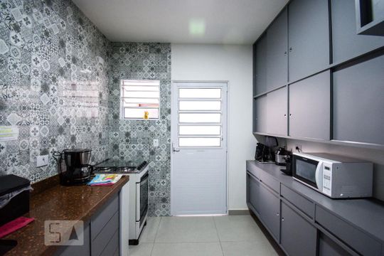 Cozinha de casa à venda com 7 quartos, 300m² em Pinheiros, São Paulo