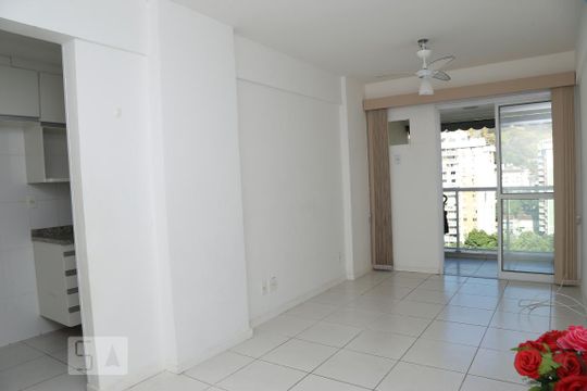 Apartamento para alugar com 2 quartos, 60m² em Tijuca, Rio de Janeiro