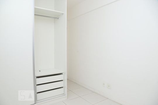Quarto 1 de apartamento para alugar com 2 quartos, 60m² em Tijuca, Rio de Janeiro