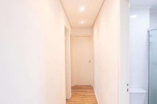 Corredor de apartamento à venda com 3 quartos, 75m² em Vila Ema, São Paulo
