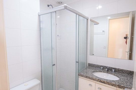 Banheiro Social de apartamento à venda com 3 quartos, 75m² em Vila Ema, São Paulo