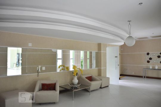 Hall de Entrada de apartamento para alugar com 2 quartos, 65m² em Freguesia (jacarepaguá), Rio de Janeiro