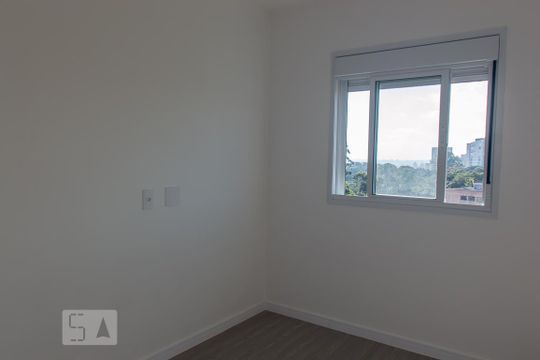 Quarto 2 de apartamento para alugar com 2 quartos, 40m² em Campanário, Diadema