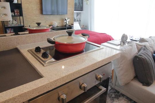 Detalhe da cozinha de kitnet/studio para alugar com 1 quarto, 35m² em Real Parque, São Paulo