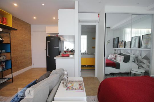 Kitnet/Studio para alugar com 1 quarto, 35m² em Real Parque, São Paulo