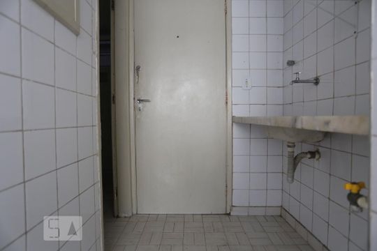 Cozinha de kitnet/studio à venda com 1 quarto, 27m² em Vila Buarque, São Paulo