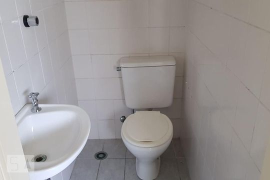 banheiro de serviço de apartamento à venda com 3 quartos, 95m² em Fazenda Morumbi, São Paulo
