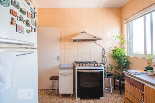 Cozinha de apartamento à venda com 3 quartos, 125m² em Vila Mariana, São Paulo