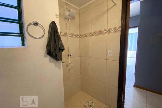 Banheiro de apartamento à venda com 1 quarto, 32m² em Centro, São Leopoldo