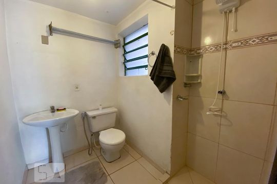 Banheiro de apartamento à venda com 1 quarto, 32m² em Centro, São Leopoldo