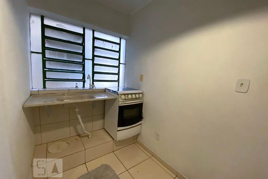 Cozinha de apartamento à venda com 1 quarto, 32m² em Centro, São Leopoldo