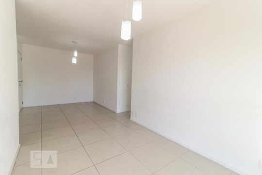 Sala de apartamento para alugar com 3 quartos, 89m² em Jacarepaguá, Rio de Janeiro