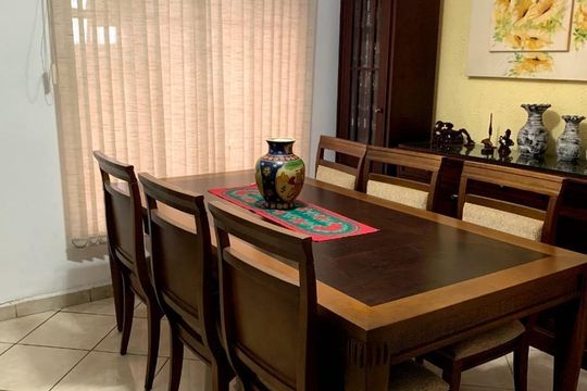 Sala de casa à venda com 5 quartos, 400m² em Jabaquara, São Paulo